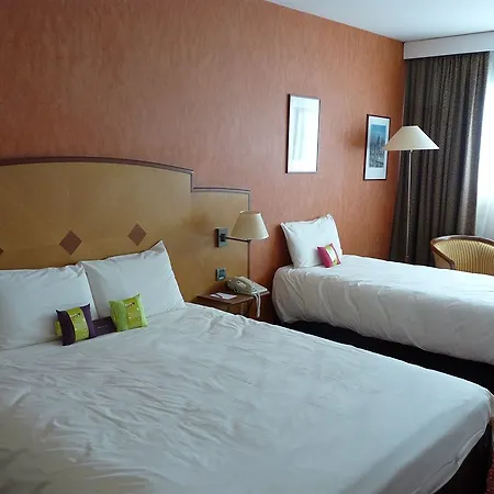 Ξενοδοχείο Mercure Ile De 4*